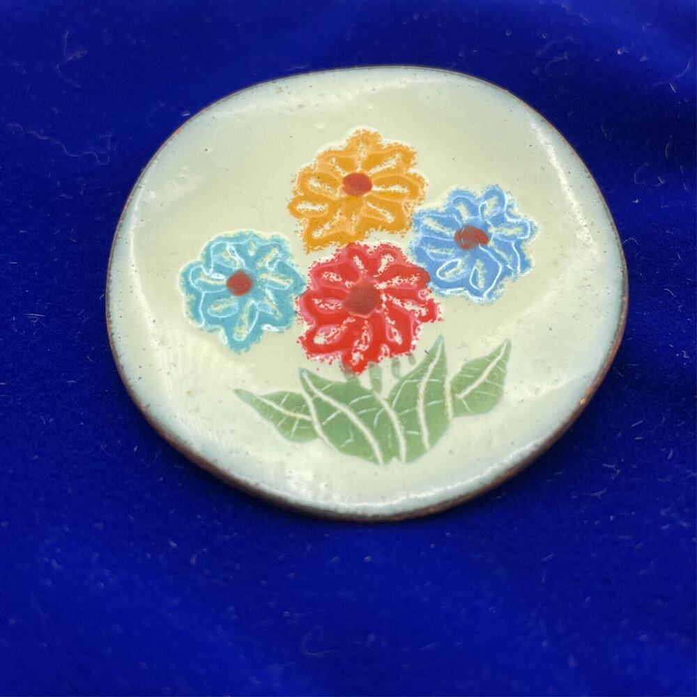 Vintage Colorful Enamel Wavey Copper Pin 1.5" Round Unsigned Floral Brooch MCM - Picture 2 of 9